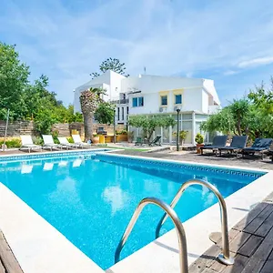 Hauzify I Del Castell Villa